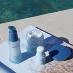 ensemble de produits pour les soins du visage hydratant